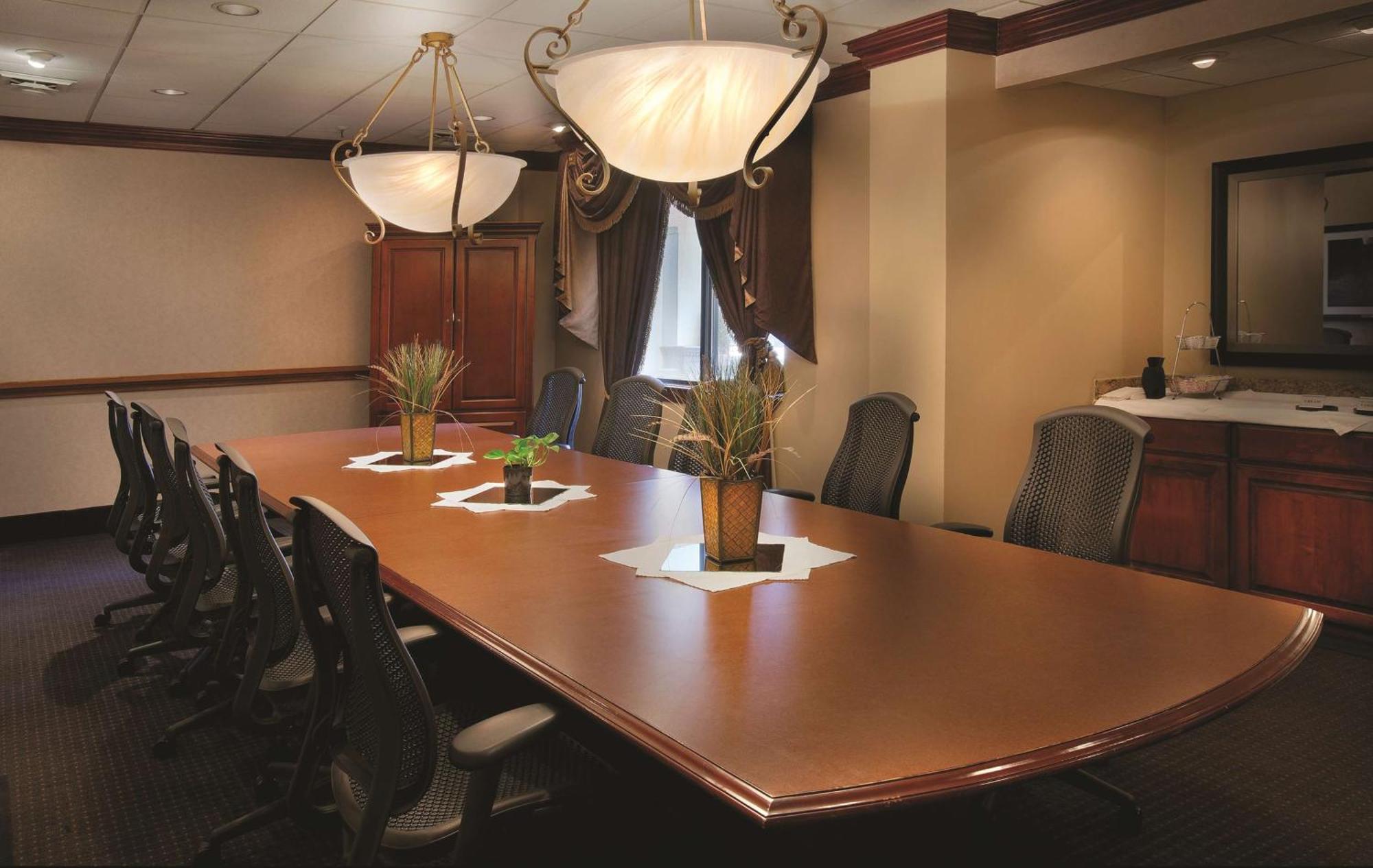 Embassy Suites By Hilton Greensboro Airport Luaran gambar