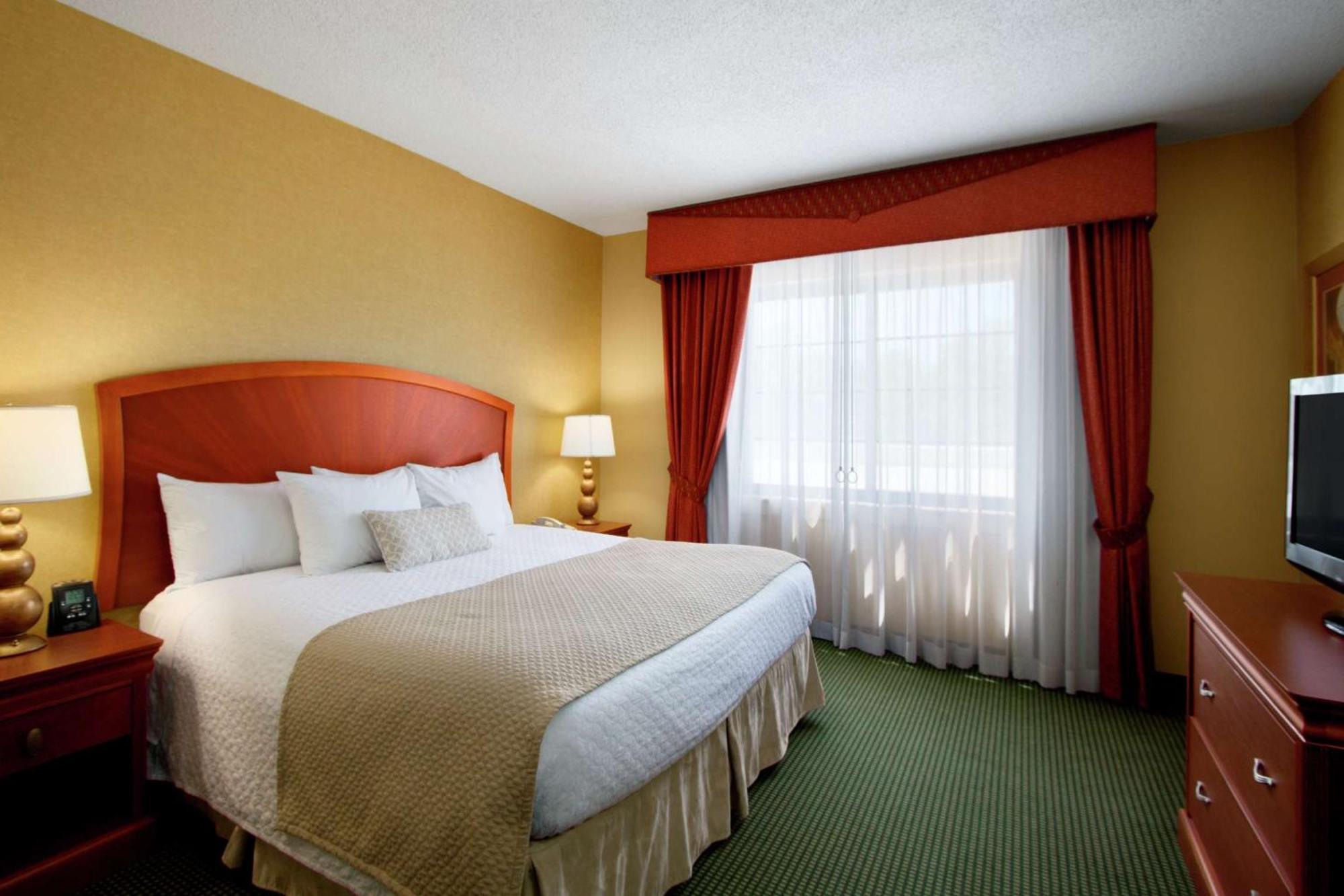 Embassy Suites By Hilton Greensboro Airport Luaran gambar
