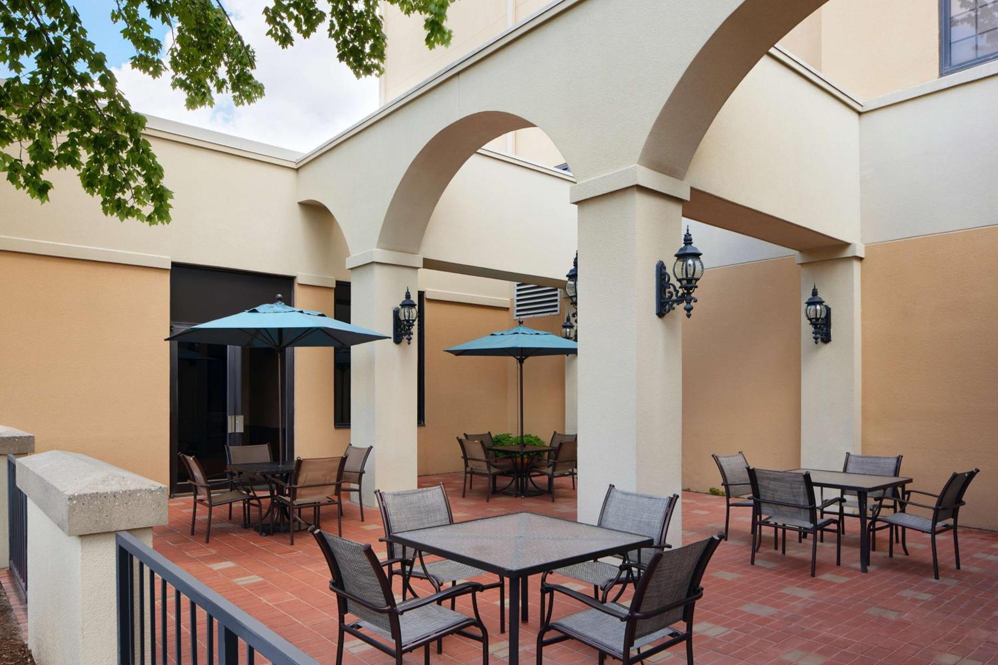 Embassy Suites By Hilton Greensboro Airport Luaran gambar