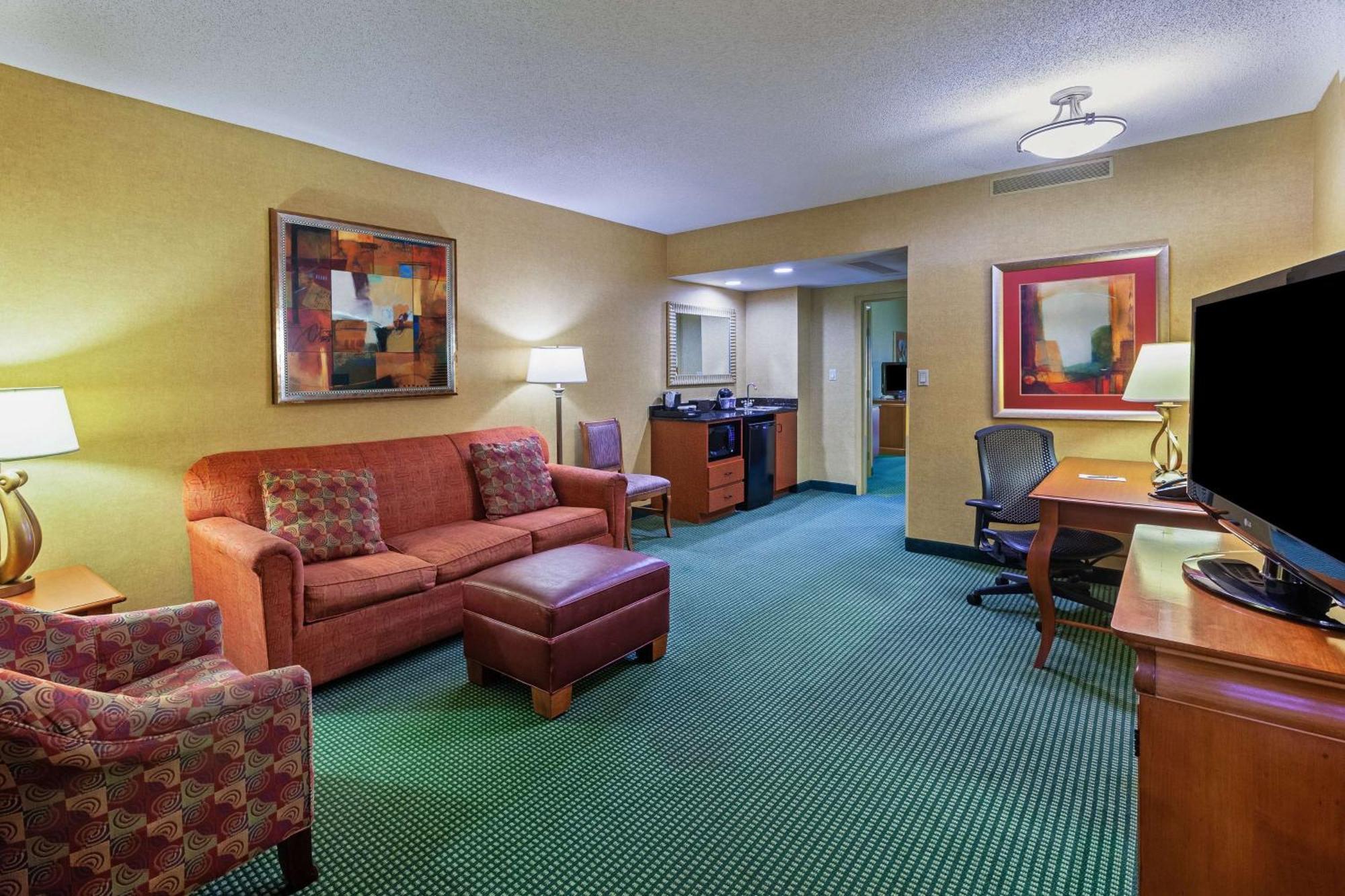 Embassy Suites By Hilton Greensboro Airport Luaran gambar