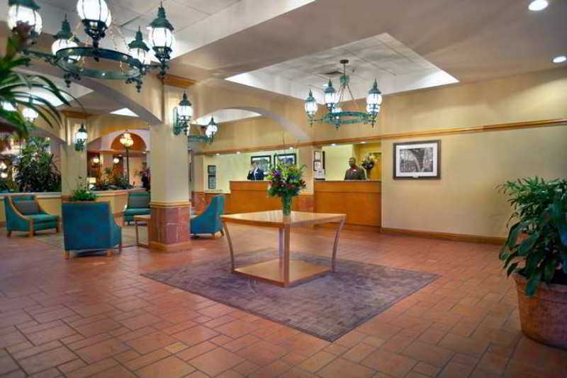 Embassy Suites By Hilton Greensboro Airport Dalaman gambar